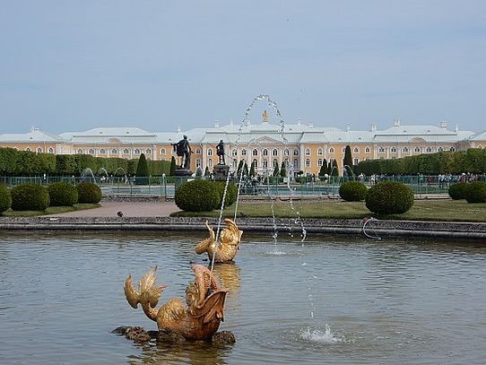 Palast, Brunnen, Park 